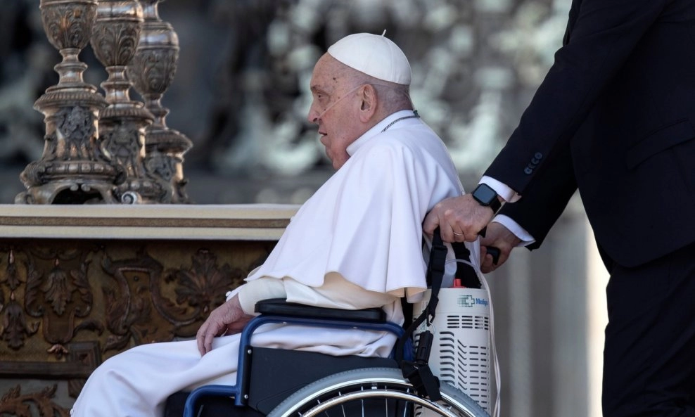 Papa posjetio baziliku sv. Petra